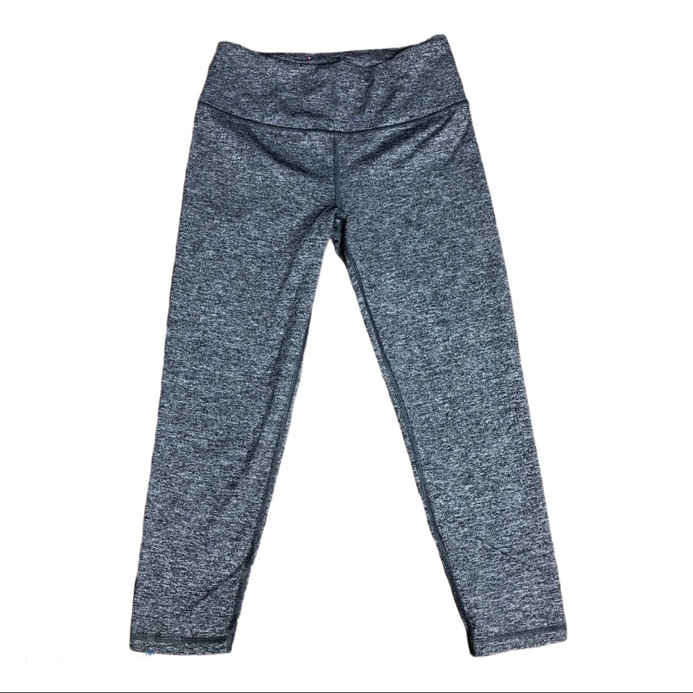 Victoria’s Secret Sport Knockout Capri‎ Leggings